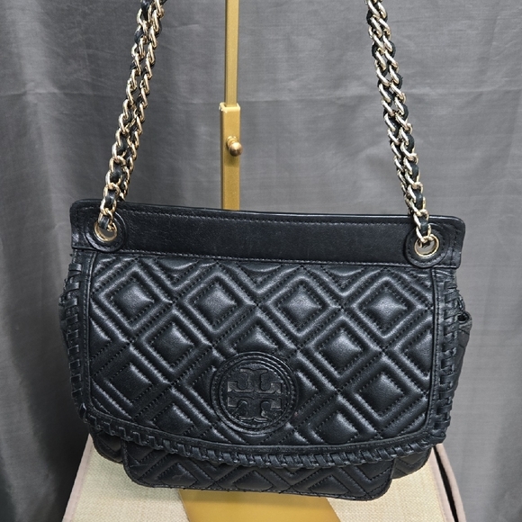 Tory Burch Handbags - Tory Burch Black Quilted Shoulder Bag with Diamond Pattern